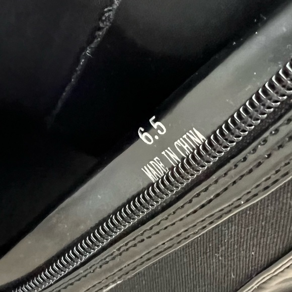 Jeffrey Campbell Lomon Croc Embossed Low Heel Leather Black Ankle Chelsea Boots - Picture 8 of 11